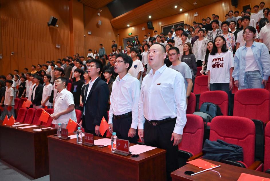 xz7AxLzgiJOzB2nYGCyiw10A6SJp7m40XFbxsDlV.png /Users/wenwen/Desktop/五四表彰20200528_何展旭/DSC_1304.jpgDSC_1304